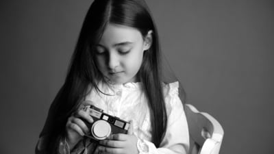 Why do old memories hit differently as we age? (Pexel) Why do old memories hit differently as we age? (Pexel)