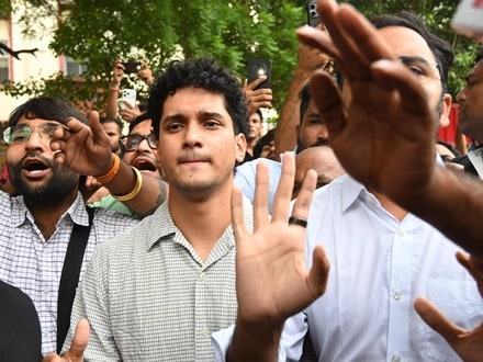 এবিভিপির জয় নিয়ে মুখ খুললেন  ককরোচ জনতা পার্টির (সিজেপি) যুগ্ম-আহ্বায়ক সৌরভ দাস। (ফাইল ছবি, সৌজন্যে হিন্দুস্তান টাইমস)