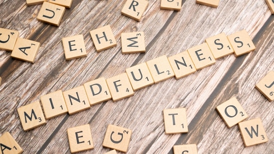 Harvard says try this simple mindful eating habit when you feel distracted at meals.
