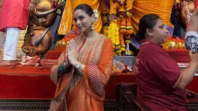 Ganpati Special: Aamna Sharif visits Lal baugh cha Raja Ganpati Special: Aamna Sharif visits Lal baugh cha Raja