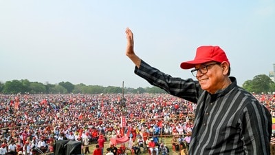 সিপিএম-এর রাজ্য সম্পাদক মহম্মদ সেলিম (PTI Photo) সিপিএম-এর রাজ্য সম্পাদক মহম্মদ সেলিম (PTI Photo)