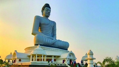 సీఆర్డీఏ సమావేశంలో కీలక నిర్ణయాలు సీఆర్డీఏ సమావేశంలో కీలక నిర్ణయాలు