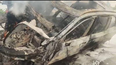 హైదరాబాద్-ఖమ్మం రహదారిపై రోడ్డు ప్రమాదం