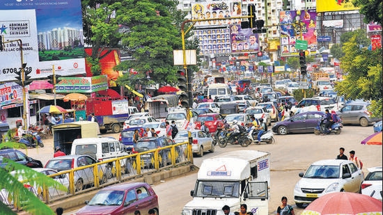 Pune, India - Sept. 3, 2018:The traffic problem at Shivaji Chowk in Hinjewadi is a matter of fact in Pune, India, on Monday, September 3, 2018. (HT PHOTO)