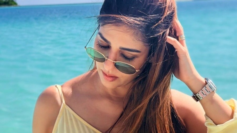 <p>విదేశాల్లో వెకేషన్ ఎంజాయ్ చేస్తోంది నయనతార. బీచ్ నుంచి ఈ పోజులను ఇవాళ (సెప్టెంబర్ 20) తన ఇన్ స్టాగ్రామ్ లో పోస్టు చేసింది ఈ భామ. </p>(instagram-N A Y A N T H A R A)