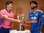 Shreyas Iyer shakes hands with Japanese captain Kendel Kadowaki-Fleming. 