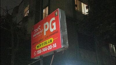PGs pull down signboards as PMC fire dept crackdown enters fourth day PGs pull down signboards as PMC fire dept crackdown enters fourth day