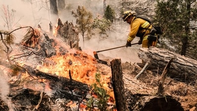 A helicopter crash during firefighting operations at Yosemite National Park resulted in the deaths of two crew members on Sunday. A helicopter crash during firefighting operations at Yosemite National Park resulted in the deaths of two crew members on Sunday.