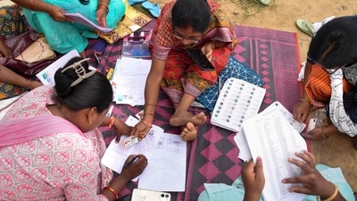 By the time the SIR ended before the 2004 Lok Sabha polls, the number of voters had increased to 67.18 crore. (PTI/Representational) By the time the SIR ended before the 2004 Lok Sabha polls, the number of voters had increased to 67.18 crore. (PTI/Representational)