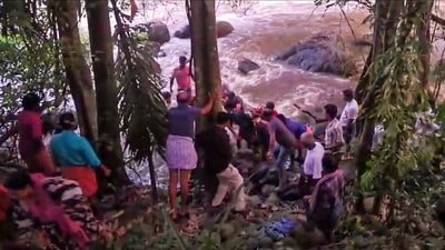 **EDS: SCREENGRAB VIA PTI VIDEOS** Pookkottumpadam: Rescue personnel conduct operations after a flash flood in Kottappuzha allegedly swept away seven people, in Malappuram district, Keralam, Sunday, Sept. 20, 2026. (PTI Photo)(PTI09_20_2026_000439B) (PTI) **EDS: SCREENGRAB VIA PTI VIDEOS** Pookkottumpadam: Rescue personnel conduct operations after a flash flood in Kottappuzha allegedly swept away seven people, in Malappuram district, Keralam, Sunday, Sept. 20, 2026. (PTI Photo)(PTI09_20_2026_000439B) (PTI)
