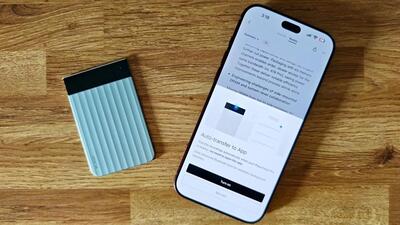 Plaud makes a strong case for itself with summaries that also include a chatbot-like feature. (Visha Mathur | HT picture) Plaud makes a strong case for itself with summaries that also include a chatbot-like feature. (Visha Mathur | HT picture)