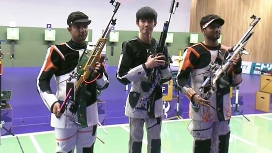 Asian Games 2026: Himanshu Dhillon, Parth Mane, and Rudrankksh Patil won silver (Screengrab - SonyLiv)