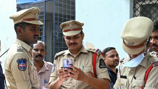 Police reached the spot and a case has been registered after an auto driver was allegedly beaten to death.