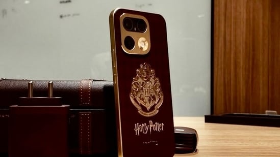 The Realme 16 Pro Harry Potter Edition gets a Hogwarts-inspired design.
