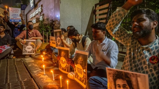 Students continued their protest.