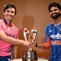 জাপানি ভাষায় ঈশান বললেন ‘কোন্নিচিওয়া’, মুগ্ধ শ্রেয়স বললেন, ‘এখানের মানুষরা..’   (Photo by Rie KIKUCHI / AFP)