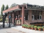 The protesting staff have sought intervention from the director, ministry of chemicals and fertilisers and the concerned Union minister, urging them to resolve the issue and establish a transparent promotion mechanism. (HT File)