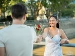 One should not assume anything in the early days of a relationship, shares Jeff Guenther. (Pexel)