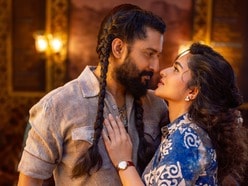 <p>ది ప్యారడైజ్ మూవీ బాక్సాఫీస్ ను షేక్ చేయడానికి రెడీ అవుతోంది. ఈ మూవీ సెప్టెంబర్ 24న గ్రాండ్ గా రిలీజ్ కానుంది. </p>