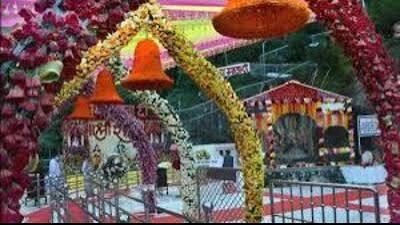According to the status report, statements of officials of the Shrine Board, pujaris (priests), CRPF personnel deployed at Bhawan, J&K Police officials and Shrine Board security personnel have already been recorded. (HT Photo for representation)