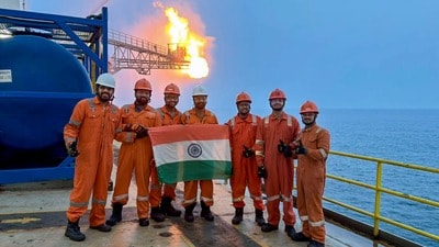 প্রাকৃতিক গ্যাস মিলল ওড়িশা উপকূলের কাছেই। (ছবি সৌজন্যে পিটিআই) প্রাকৃতিক গ্যাস মিলল ওড়িশা উপকূলের কাছেই। (ছবি সৌজন্যে পিটিআই)