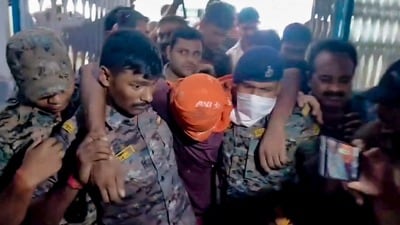 পুলিশের দাবি, গ্রেফতারের সময় নন্দন পালানোর চেষ্টা করেছিলেন। সেই সময়ই গুলি চালানো হয়। (PTI) পুলিশের দাবি, গ্রেফতারের সময় নন্দন পালানোর চেষ্টা করেছিলেন। সেই সময়ই গুলি চালানো হয়। (PTI)