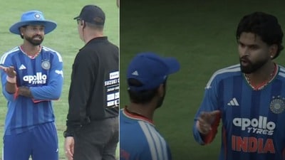 জাপানের বিরুদ্ধে আম্পায়ারের কাছে অসন্তোষ প্রকাশ শ্রেয়স আইয়ারের, পরে ওয়াশিংটন সুন্দরের সঙ্গে কথোপকথন। (ছবি সৌজন্যে এক্স) জাপানের বিরুদ্ধে আম্পায়ারের কাছে অসন্তোষ প্রকাশ শ্রেয়স আইয়ারের, পরে ওয়াশিংটন সুন্দরের সঙ্গে কথোপকথন। (ছবি সৌজন্যে এক্স)