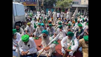 The woman’s family approached farmer union members who staged a protest outside the Ludhiana Rural SSP office. (HT)
