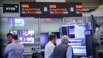 QQQ rises as AI stocks rally and Treasury yields fall. (Photographer: Michael Nagle/Bloomberg) (Bloomberg) QQQ rises as AI stocks rally and Treasury yields fall. (Photographer: Michael Nagle/Bloomberg) (Bloomberg)