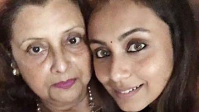 প্রয়াত কৃষ্ণা মুখোপাধ্যায়, মাতৃহারা হলেন রানি