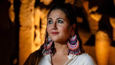 কার থেকে কেন ক্ষমা চাইলেন স্বস্তিকা?