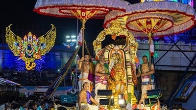 అశ్వవాహనంపై స్వామివారు అశ్వవాహనంపై స్వామివారు