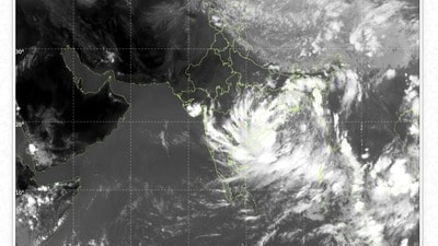 ఏపీలో భారీగా వర్షాలు ఏపీలో భారీగా వర్షాలు