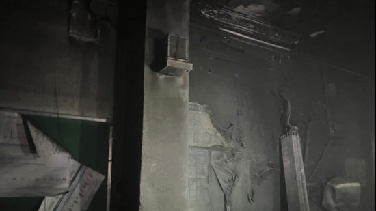 An AC unit exploded and flames and thick smoke spread through the ward. (ANI)