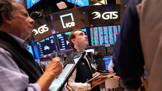 SoFi stock rises as SoFiUSD stablecoin payments expand through Mastercard. (AP Photo/Seth Wenig)(AP Photo/Seth Wenig)