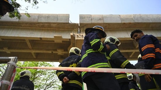 The petition alleged that while the rules cover cleanliness, ventilation and dust, they lack specific safeguards relating to excavation, shoring, sloping, scaffolding, formwork and demolition. (Satish Bate/Hindustan Times) (Representative Image)