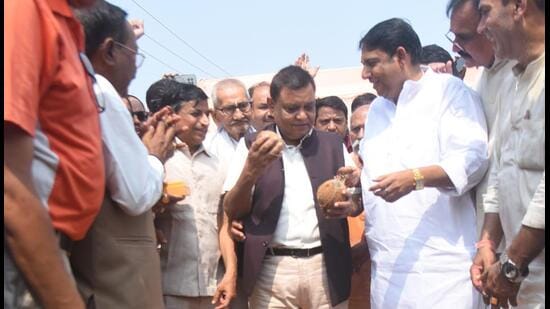 The FOB will be built by the National Highways Authority of India (NHAI) in one year at a cost of about  <span class='webrupee'>₹</span>13 crore. (Sakib Ali/HT Photo)