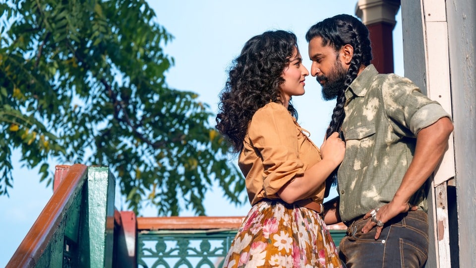 <p>ట్రైలర్ లేకుండానే ది ప్యారడైజ్ మూవీ రిలీజ్ కానుంది. అయినప్పటికీ ఈ మూవీపై హైప్ భారీగా పెరిగింది. అడ్వాన్స్ టికెట్ సేల్స్ అందుకు నిదర్శనం. </p>(x/theparadise)