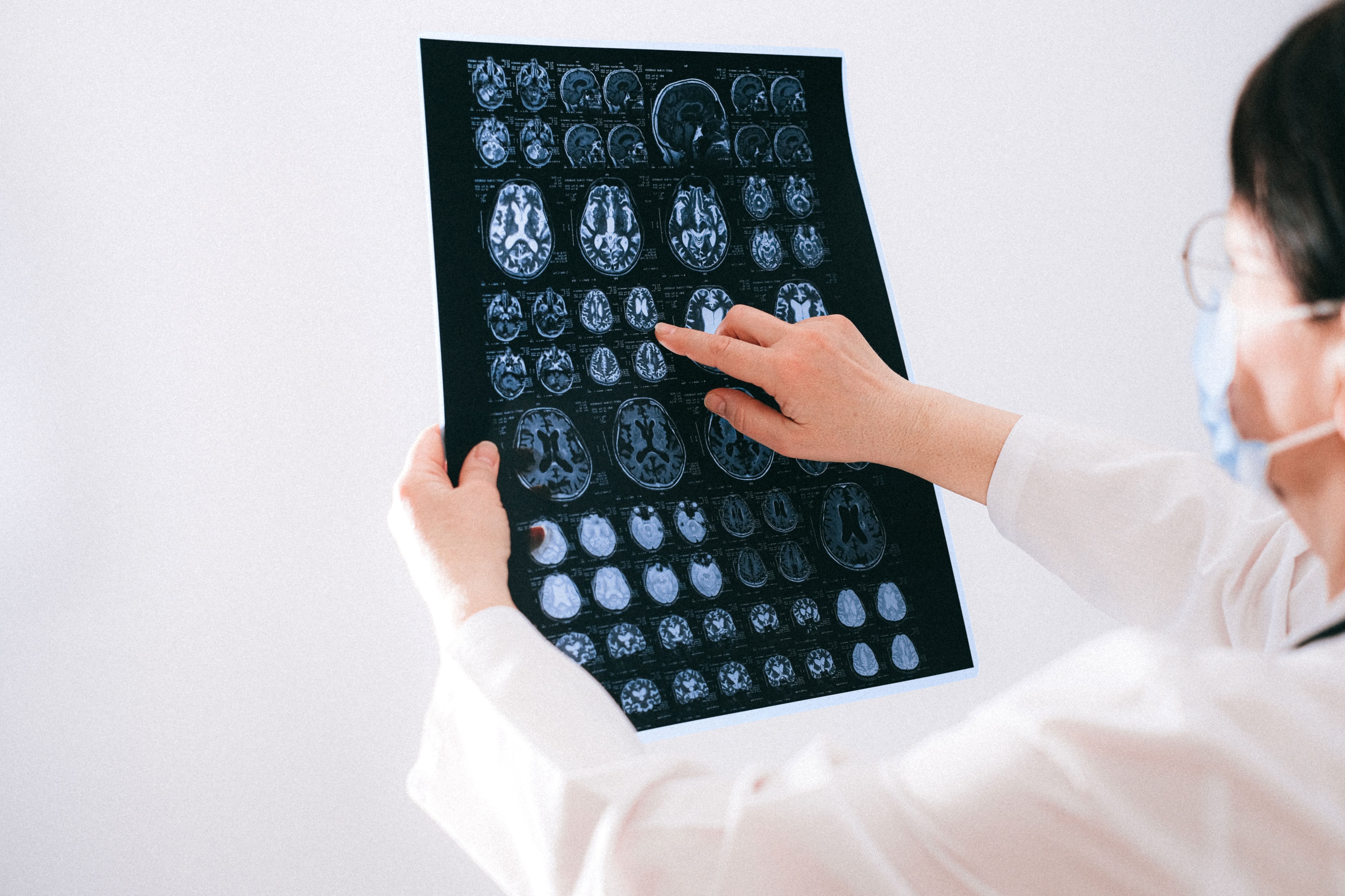 The part of the body being examined and the amount of radiation matters in X-rays on pregnant women. (Pexel) The part of the body being examined and the amount of radiation matters in X-rays on pregnant women. (Pexel)