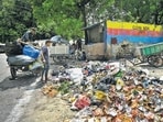 An overflowing dhalao in south Delhi. (HT Archive)