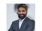 సీనియర్ కన్సల్టెంట్ యూరాలజిస్ట్ అండ్ రోబోటిక్ యూరో-ఆంకాలజిస్ట్ డాక్టర్ కౌశిక్ ఆమన్‌చర్ల