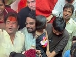 Rajpal Yadav visits Lalbaugcha Raja to seek Lord Ganesha's blessing.