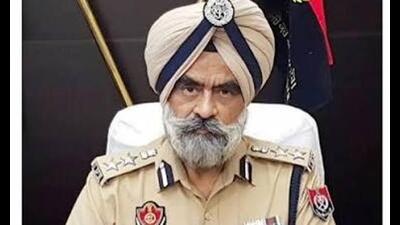 An Enforcement Directorate (ED) team reached the District Administrative Complex (DAC) in Mohali at 2.30 pm on Wednesday, with sources saying the team headed towards the DIG office.