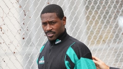 Former NFL star wide receiver Antonio Brown agreed to a plea deal that significantly reduces the charge he was facing. Former NFL star wide receiver Antonio Brown agreed to a plea deal that significantly reduces the charge he was facing.