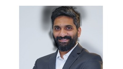 సీనియర్ కన్సల్టెంట్ యూరాలజిస్ట్ అండ్ రోబోటిక్ యూరో-ఆంకాలజిస్ట్ డాక్టర్ కౌశిక్ ఆమన్చర్ల సీనియర్ కన్సల్టెంట్ యూరాలజిస్ట్ అండ్ రోబోటిక్ యూరో-ఆంకాలజిస్ట్ డాక్టర్ కౌశిక్ ఆమన్చర్ల