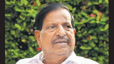 HC notice to Ganesh Naik, son over alleged misuse of MIDC plots. (HT PHOTO) HC notice to Ganesh Naik, son over alleged misuse of MIDC plots. (HT PHOTO)
