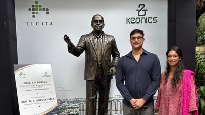 Vikram Pai with a statue of his grandfather, RK Baliga, who founded Electronic City in Bengaluru. (X/@vikpai) Vikram Pai with a statue of his grandfather, RK Baliga, who founded Electronic City in Bengaluru. (X/@vikpai)