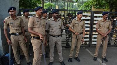 Heavy police deployment at the IIT Bombay gate on Wednesday (Praful Gangurde/HT Photo) Heavy police deployment at the IIT Bombay gate on Wednesday (Praful Gangurde/HT Photo)
