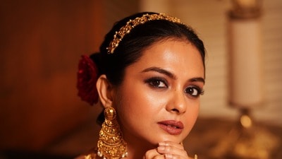 ‘রাবণ জেন্টালম্য়ান’, বললেন ‘বামপন্থী’ শোলাঙ্কি! জুটল ‘পোগোতিশিল মাকুভাম’ তকমা