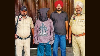 The accused in police custody in Ludhiana on Wednesday. (HT)